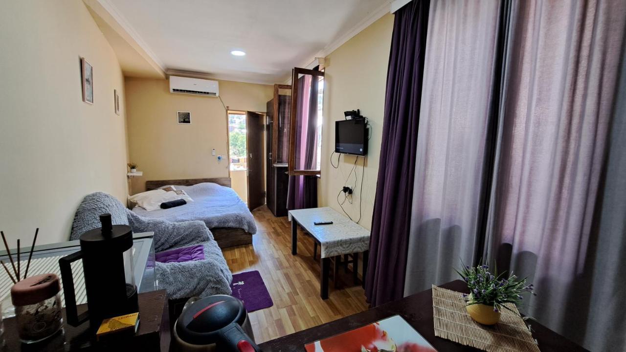 Beautiful Apartment In Old Tbilisi Exterior photo